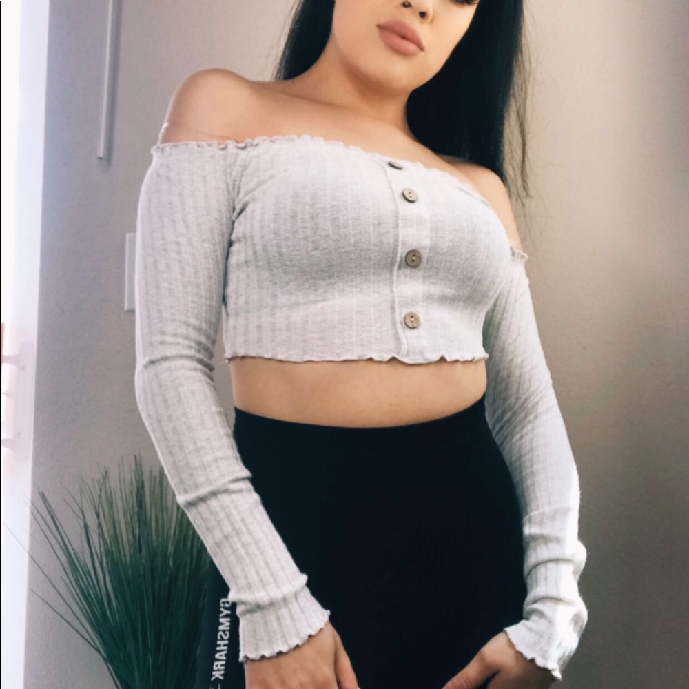Long Sleeve Crop Top